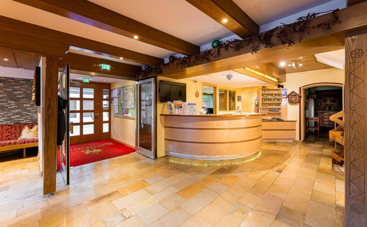 Hotel Kajetansbruecke Pfunds Bagian luar foto