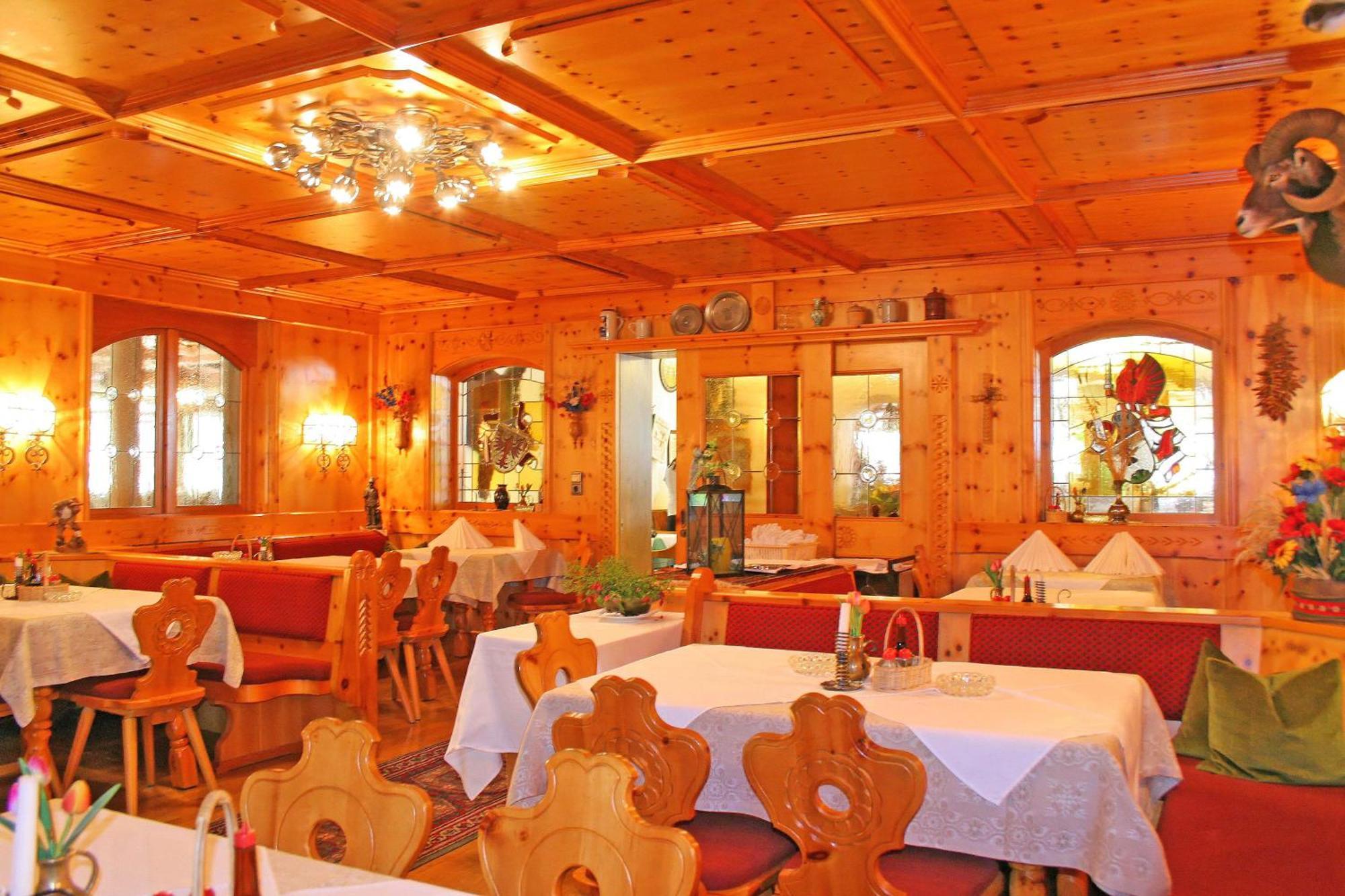 Hotel Kajetansbruecke Pfunds Bagian luar foto